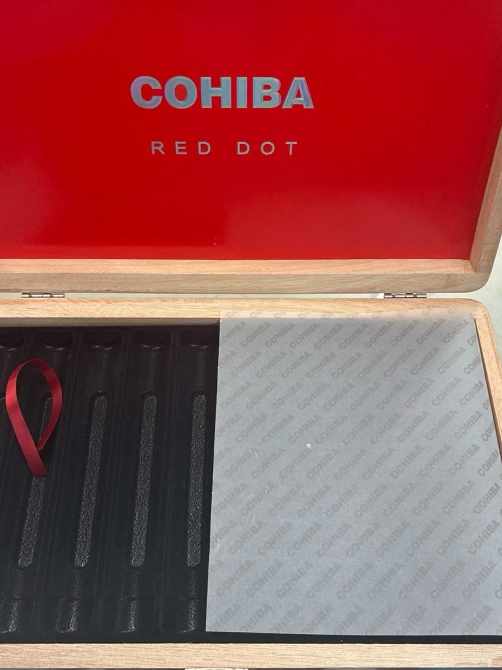 And Other Stories cohiba black